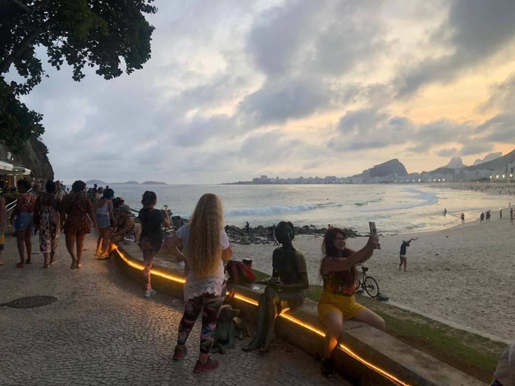 Copacabana Rua Tranquila E Arborizada Perto De Tudo Posto 2 Rio de Janeiro Eksteriør billede