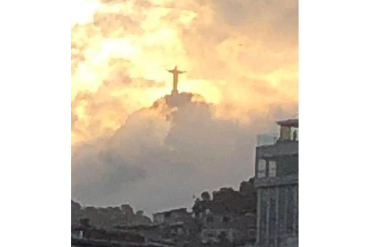 Copacabana Rua Tranquila E Arborizada Perto De Tudo Posto 2 Rio de Janeiro Eksteriør billede